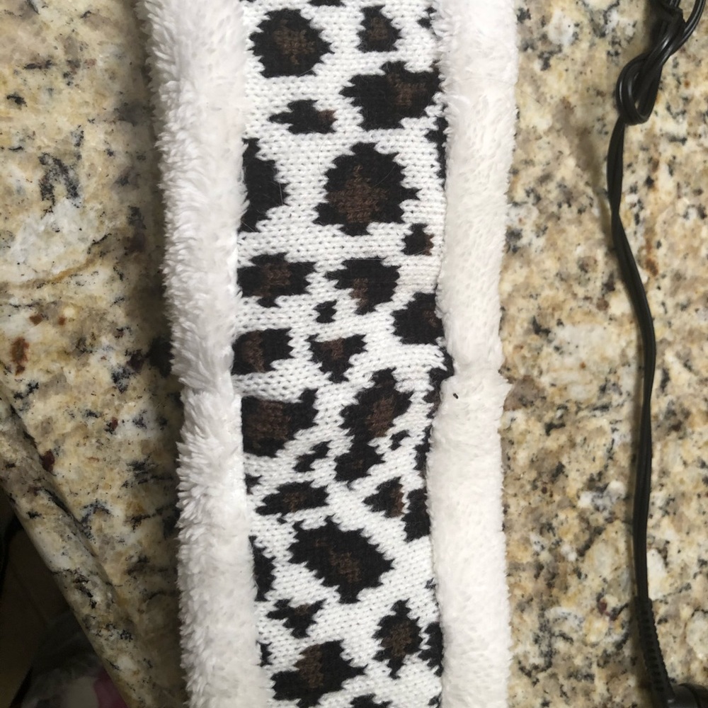 Beautiful head band - Picture 2 of 3